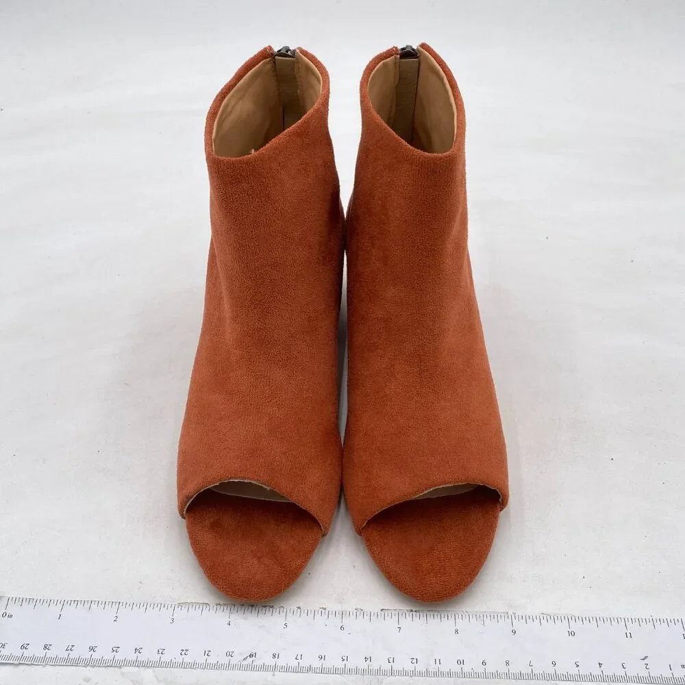 Brown Suede Women Comfort Block Low Heels Peep Toe Back Zipper Ankle Bootie - Picture 2 of 6